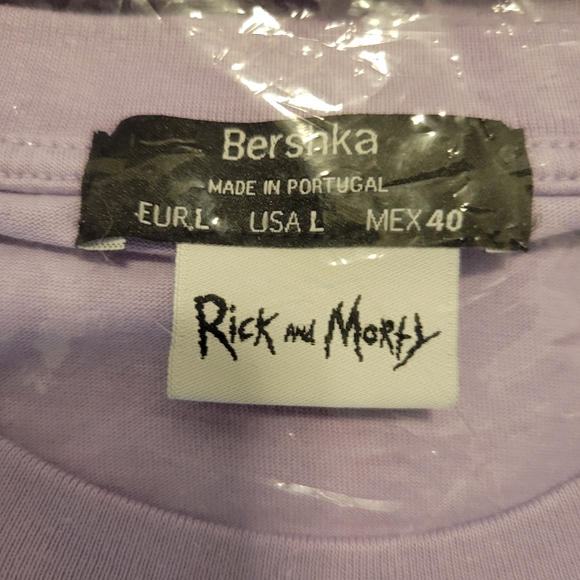 Rick & Morty backprint T-shirt in purple NWT - Picture 6 of 7
